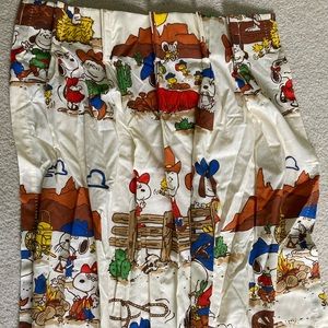 Vintage SNOOPY Wild West themed pleated curtains